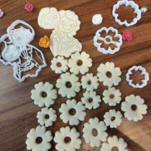 Linzer-Ausstecher Hochzeitspaar mit Blumen 1