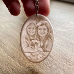 3D-Lithophane ovale Schlüsselanhänger mit eigenem Foto ca. 4x6cm