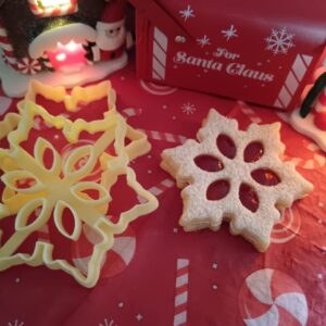 Stern-Linzer-Ausstecher-Set mit 6 Beeren