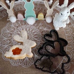 Sitzender niedlicher Hase Linzer Ausstecherset