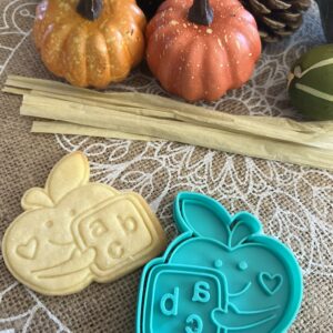 Buchstabenapfel – Linzer Ausstecherset mit Präger